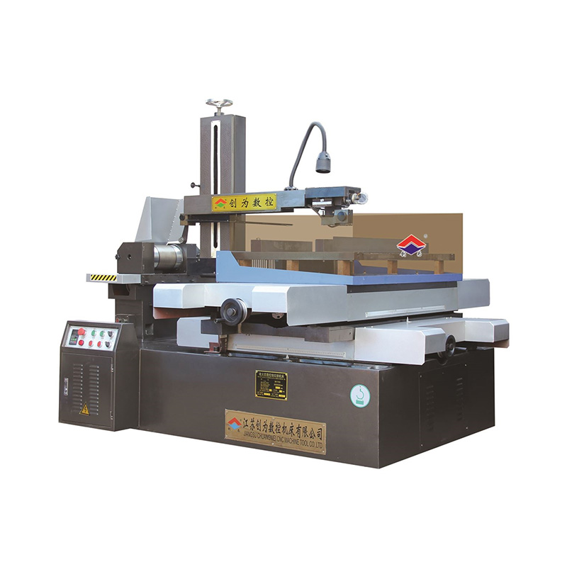 DK7763 AZ ceithre-ais stepper rialaithe comhuaineach stepper CNC Wire EDM Meaisín Gearrtha Ardluais