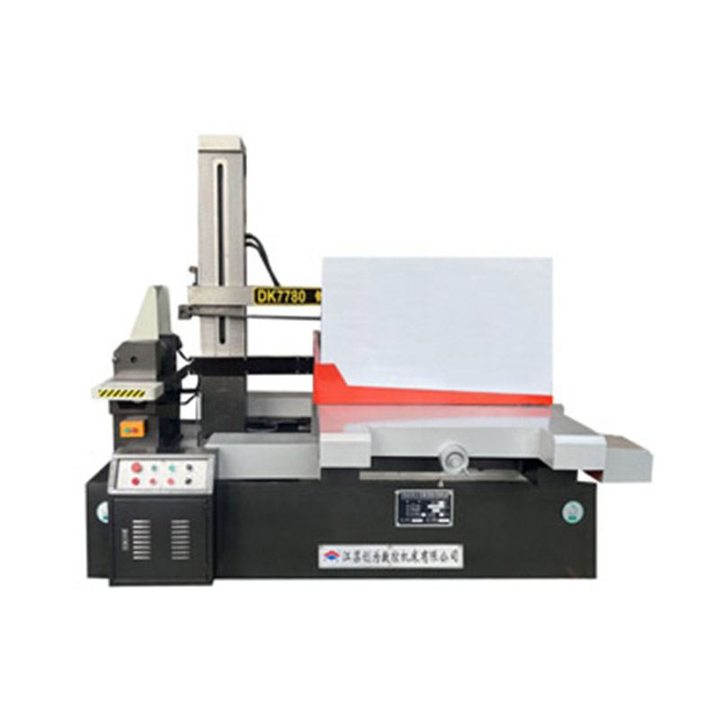 DK7780 ± 30 ° AZ Freagra Tapa Éigeandála CNC Meaisín Gearrtha Sreang Ardluais EDM