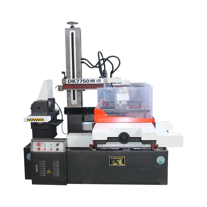 DK7750 AZ Resin Gaineamh Réitigh Stepper CNC Wire EDM Meaisín Gearrtha Ardluais